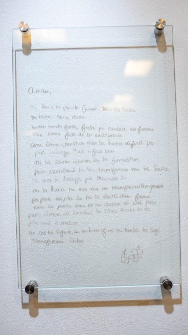Letter to Aruba – Jenilee A. De Cuba Engraved glass plate with Letter to Aruba by Jenilee A. De Cuba, part of Voices from Aruba